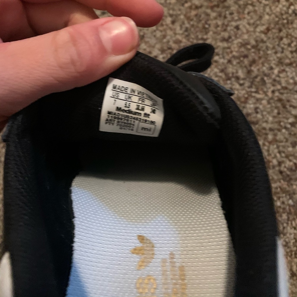 Custom adidas sneakers - Picture 7 of 7